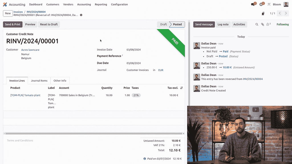 Credit note marked as Paid with info icon showing reconciliation details
